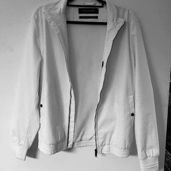 Zara men’s white pebble bomber jacket - Picture 2 of 3